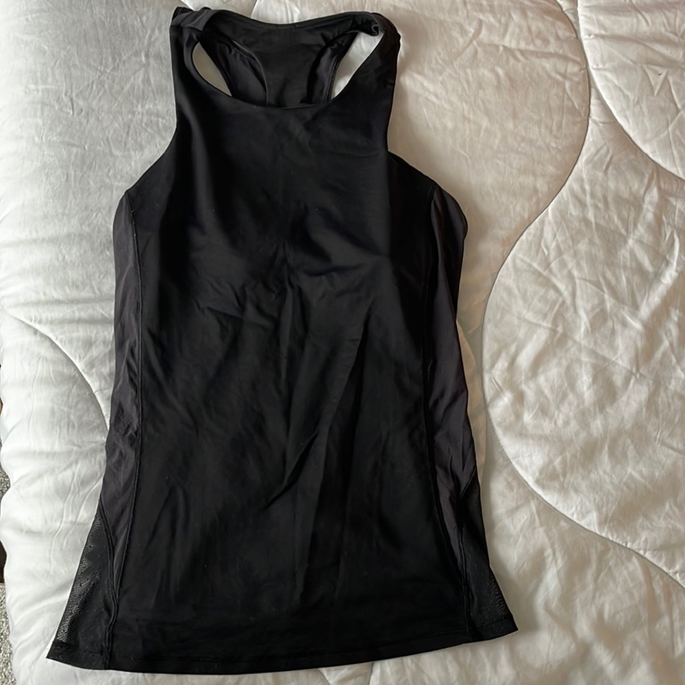 Lululemon Athletic top with mesh back Size 4